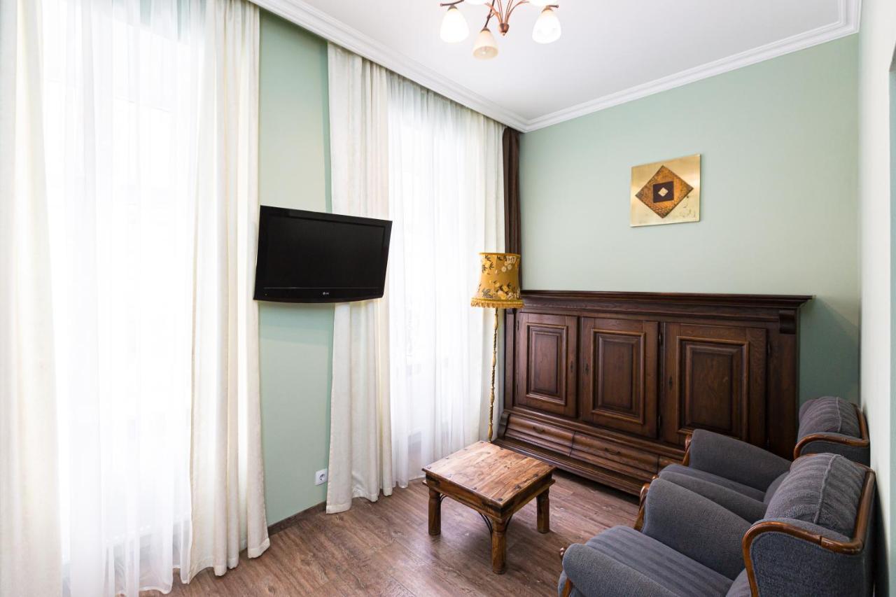 Сучасна Квартира У Львові Вулиця Дарії Гусяк 9 Exterior photo